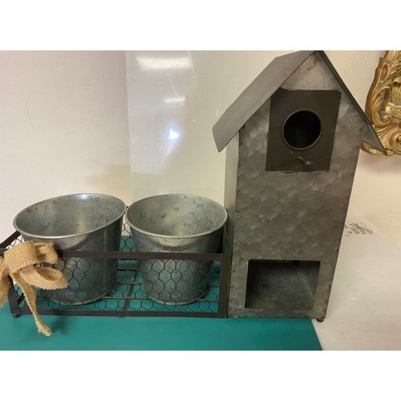 New Galvanized Tin Birdhouse with Two Planter Pots - Picture 8 of 8
